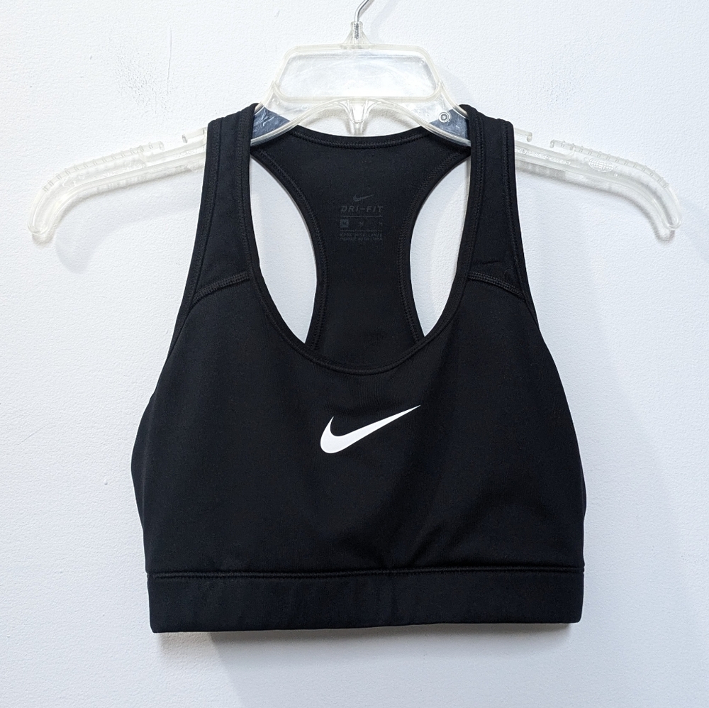 Nike Victory Compression Dri-FIT Medium-Impact Sports Bra Women's Medium
